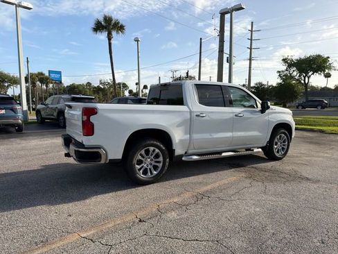 New 2026 Chevrolet Silverado 1500 LTZ w/ LTZ Premium Package AWD/4WD image 13