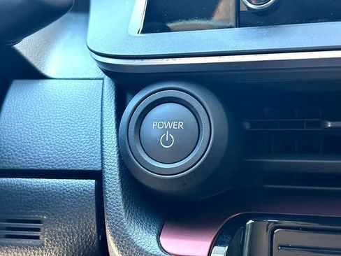 Used 2025 Toyota Prius Plug-In Hybrid FWD image 16