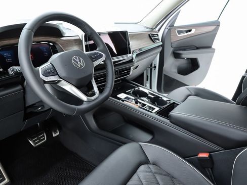 New 2026 Volkswagen Atlas SEL Premium R-Line image 58