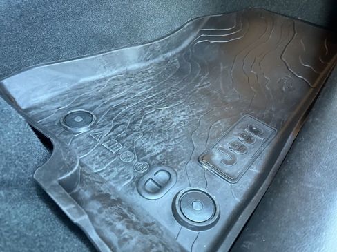 Used 2022 Jeep Gladiator Rubicon w/ LED Lighting Group image 45