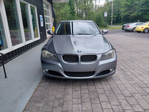 Used 2011 BMW 328i xDrive Sedan AWD/4WD image 4