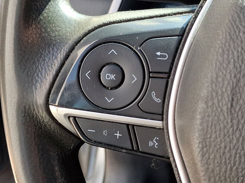 Used 2021 Toyota Camry LE FWD image 20
