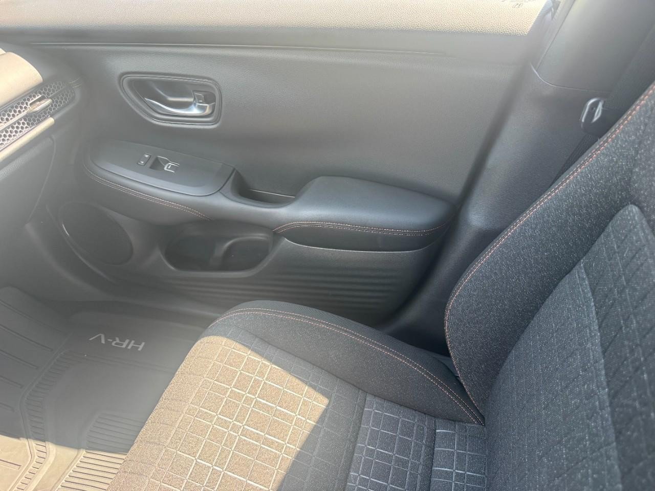 Certified 2024 Honda HR-V Sport image 19