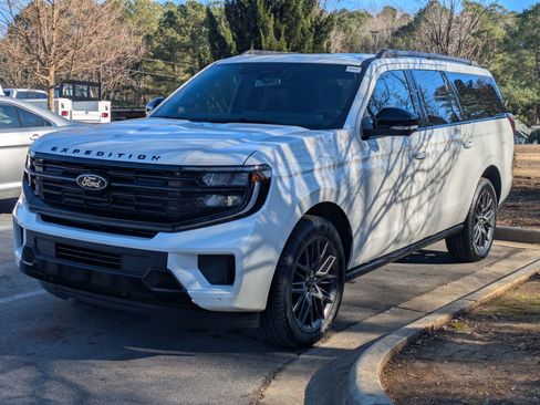 New 2025 Ford Expedition Max Platinum w/ Stealth Performance Package image 6