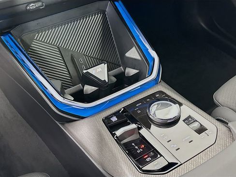 Used 2025 BMW X3 xDrive30i w/ M Sport Package image 16