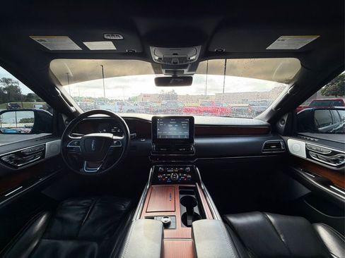 Used 2019 Lincoln Navigator L Reserve AWD/4WD image 26
