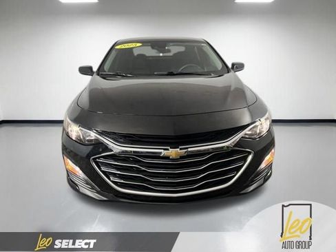 Used 2025 Chevrolet Malibu LS FWD image 27