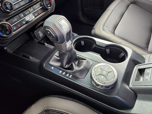 New 2026 Ford Bronco Outer Banks image 25