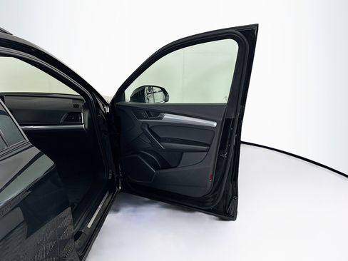 Used 2025 Audi Q5 2.0T Premium image 33