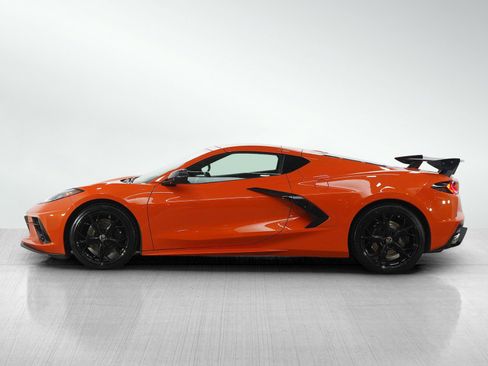Used 2021 Chevrolet Corvette Stingray Premium Cpe w/ Z51 Performance Package image 2