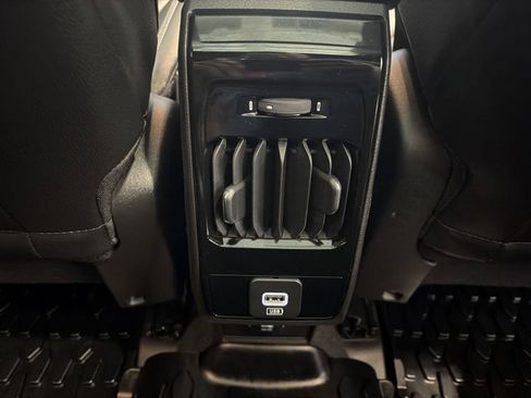 Used 2026 Jeep Compass Limited w/ Sun, Sound & Navigation Group AWD/4WD image 14