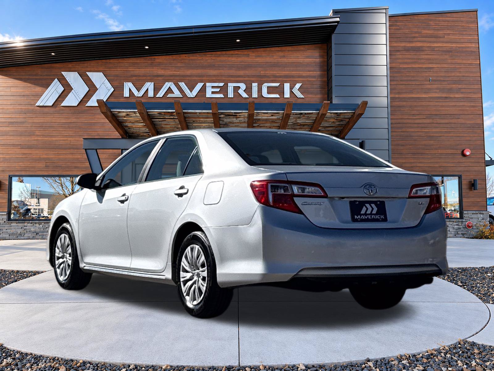 Used 2014 Toyota Camry LE FWD image 9