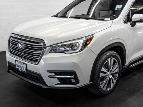Used 2022 Subaru Ascent Limited w/ Technology Package image 11