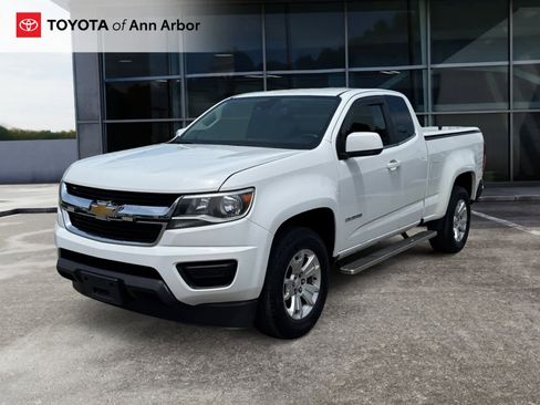 Used 2020 Chevrolet Colorado LT w/ Safety Package RWD image 7