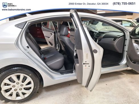Used 2013 Hyundai Elantra GLS image 15