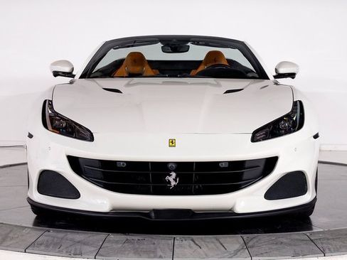 Used 2022 Ferrari Portofino M image 13