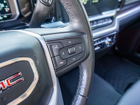 Used 2022 GMC Sierra 1500 SLT w/ X31 Off-Road Package image 17