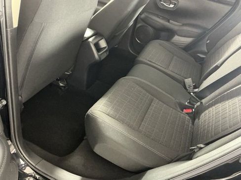 Used 2023 Honda HR-V LX image 10