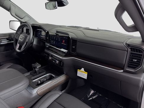 New 2026 GMC Sierra 1500 SLT w/ SLT Premium Package image 30