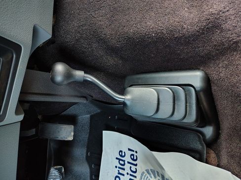 Used 2014 Ford F250 XLT image 8