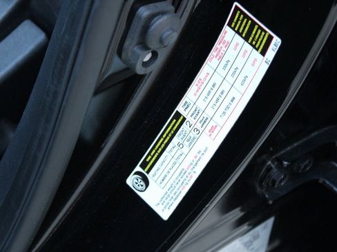 Used 2020 Nissan Sentra SR image 27