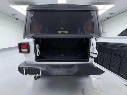 Used 2023 Jeep Wrangler Unlimited Sport AWD/4WD image 16