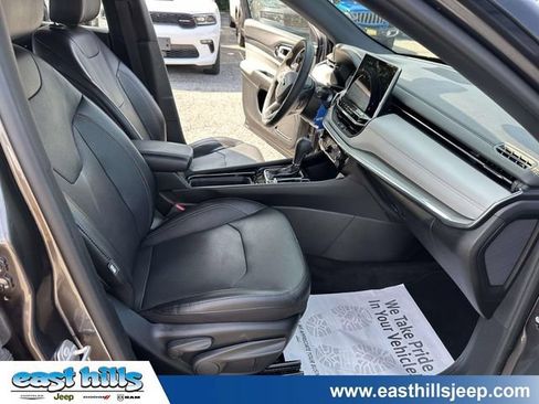 Used 2023 Jeep Compass Limited AWD/4WD image 25