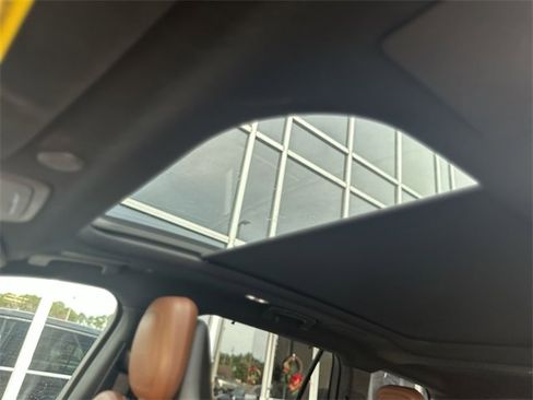 Used 2021 Lincoln Aviator Reserve w/ Equipment Group 202A image 23