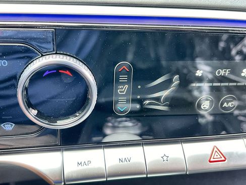 Certified 2025 Genesis GV70 3.5T Sport w/ Sport Advanced Package image 19