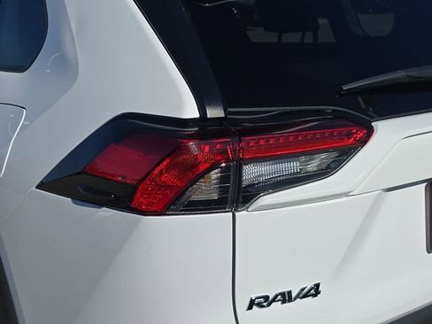 Certified 2024 Toyota RAV4 XLE image 34