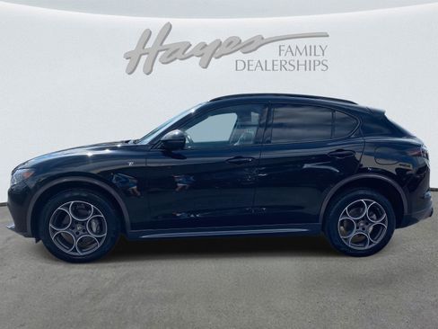 Used 2024 Alfa Romeo Stelvio Ti image 36