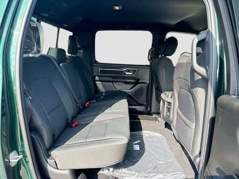 New 2026 RAM 1500 4x4 Crew Cab image 29