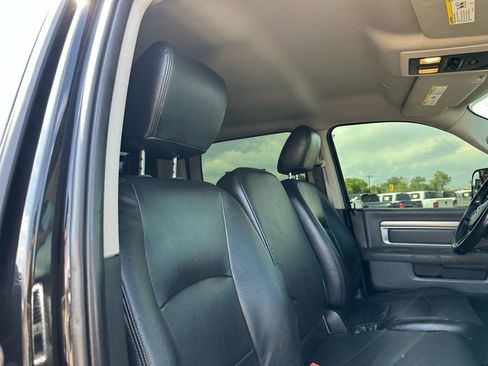 Used 2017 RAM 2500 Big Horn w/ Sport Appearance Group AWD/4WD image 16