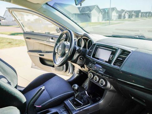Used 2015 Mitsubishi Lancer Evolution GSR image 21