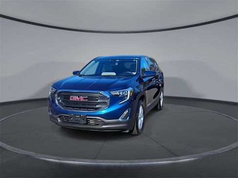 Used 2020 GMC Terrain SLE image 3