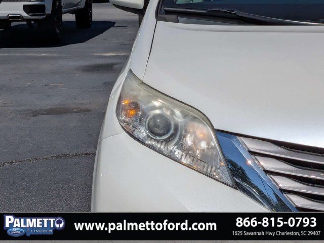 Used 2016 Toyota Sienna XLE FWD image 10