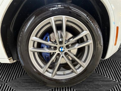 Used 2020 BMW X4 xDrive30i image 12