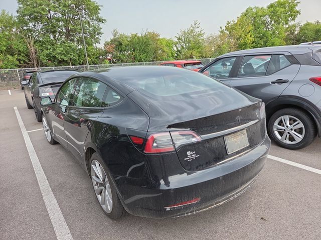 Used 2019 Tesla Model 3 Standard Range Plus RWD image 4