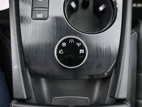 Used 2024 Nissan Rogue SL w/ SL Premium Package image 23