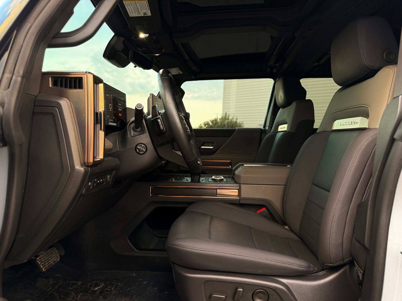 Used 2024 GMC Hummer EV 3X AWD/4WD image 25