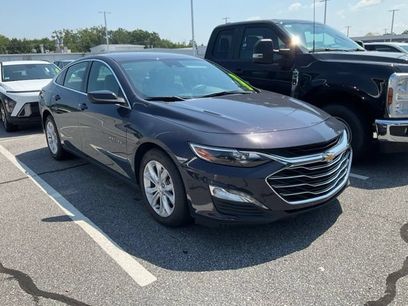 Used 2025 Chevrolet Malibu LT