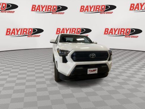 Used 2024 Toyota Tacoma SR5 AWD/4WD image 4