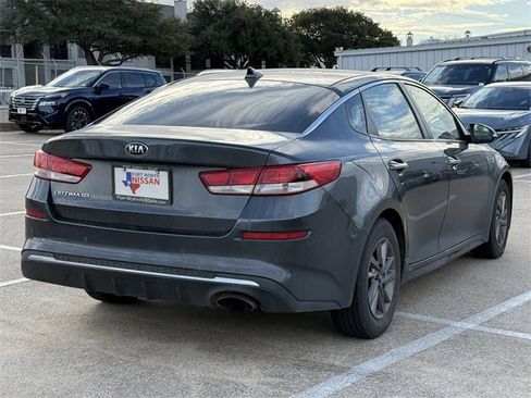 Used 2020 Kia Optima LX image 8