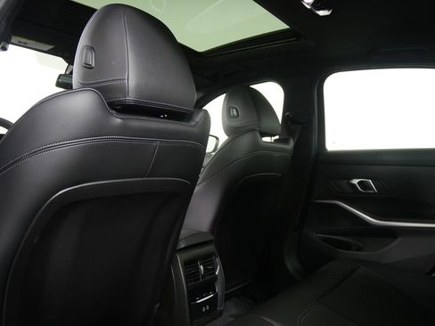Used 2025 BMW 330i Sedan RWD image 15