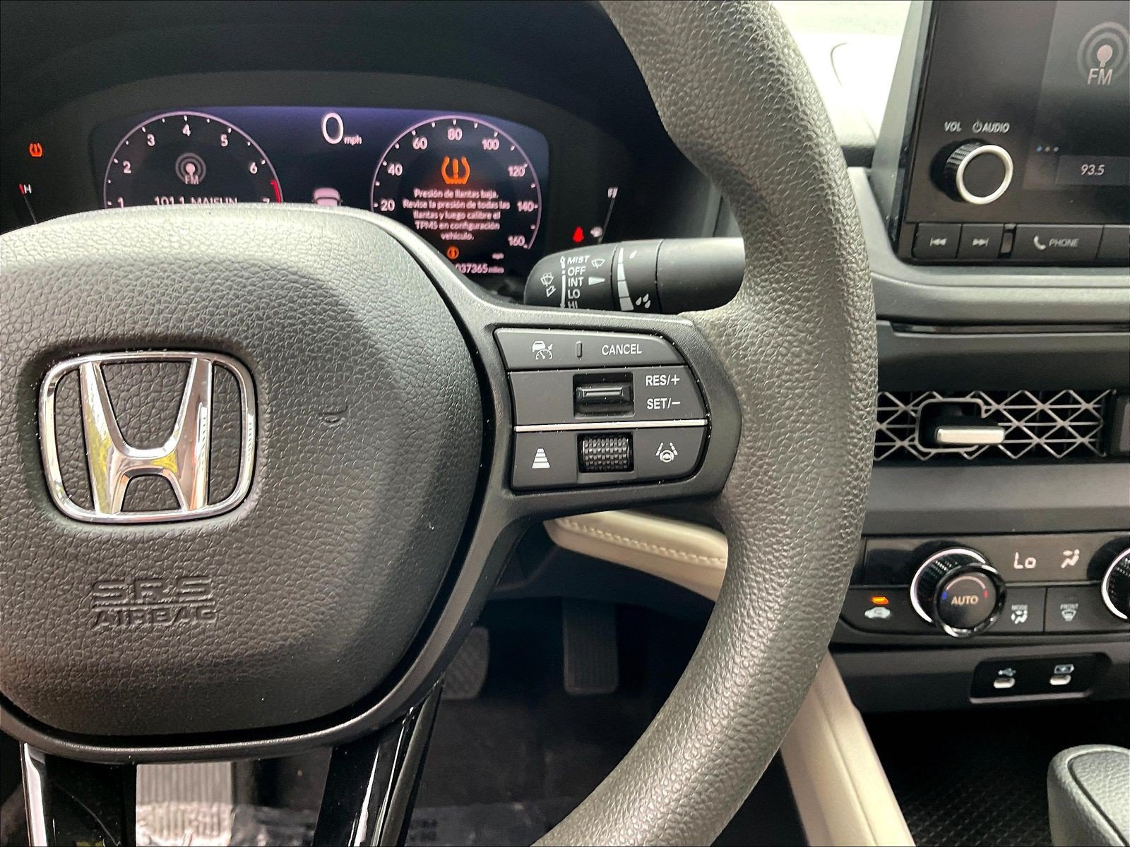 Used 2023 Honda Accord EX image 12
