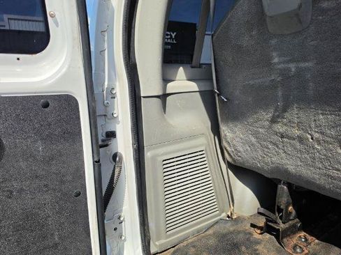 Used 2011 Ford E-350 and Econoline 350 XL w/ PWR Windows & Locks Group RWD image 32