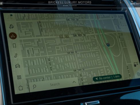 Used 2023 Land Rover Discovery S R-Dynamic image 31