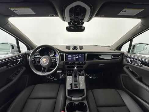 Certified 2026 Porsche Macan Turbo AWD/4WD image 6
