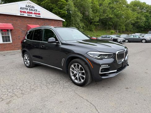 Used 2019 BMW X5 xDrive50i w/ Off-Road Package AWD/4WD image 3