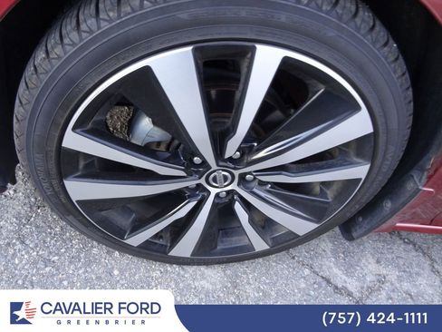 Used 2019 Nissan Altima 2.5 Platinum FWD image 14